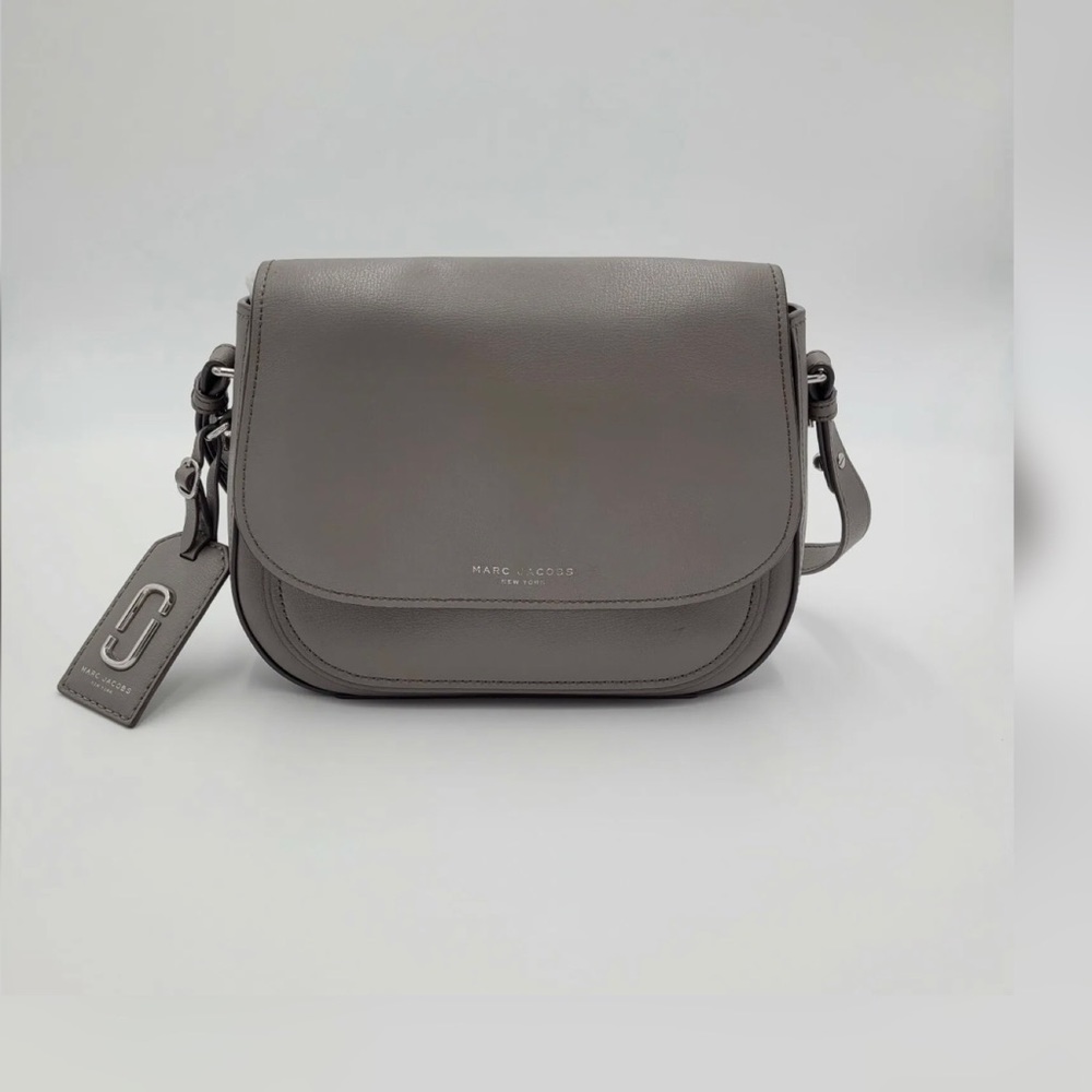 Marc Jacobs New York Rider Gray Genuine Leather
Crossbody Shoulder Bag